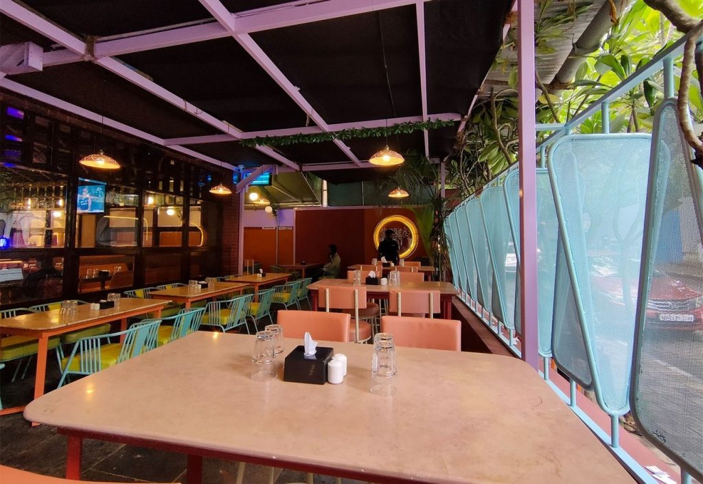 KITCHEN & BAR AT BHANDARKAR ROAD